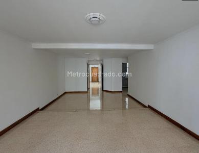 Apartamento en venta en Castropol, Medellín · foto 9 de 20