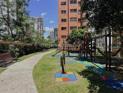 Apartamento en venta en Castropol, Medellín · foto 19 de 20