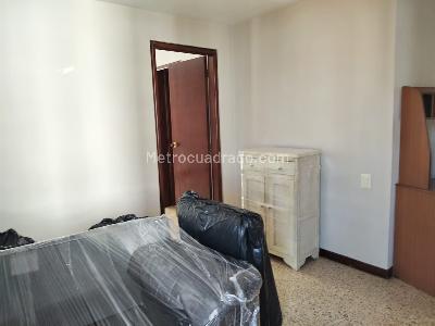 Apartamento en venta en Laureles, Medellín · foto 7 de 20
