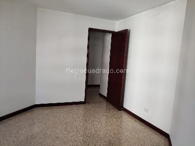 Apartamento en venta en Laureles, Medellín · foto 9 de 20