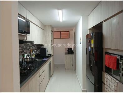 Apartamento de 4 alcobas en venta en Los Balsos 2, Medellín, 112 m² · foto 4 de 9
