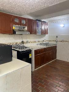 Casa de 5 alcobas en venta en Paseo De Los Almendros, Cali, 180 m² · foto 7 de 19