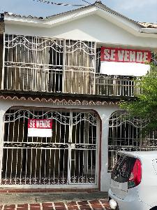 Casa de 5 alcobas en venta en Paseo De Los Almendros, Cali, 180 m² · foto 18 de 19