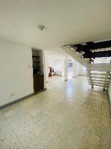 Casa de 4 alcobas en venta en Ciudad Los Alamos, Cali, 100 m² · foto 7 de 18