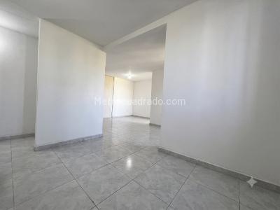 Apartamento de 2 alcobas en venta en Aguacatal, Cali, 57 m² · foto 6 de 20
