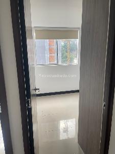 Apartamento de 3 alcobas en venta en Madera, Bello, 57 m² · foto 7 de 18