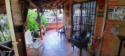 Casa de 3 alcobas en venta en Alto De Las Flores, Sabaneta, 300 m² · foto 15 de 15