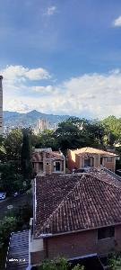 Casa de 3 alcobas en venta en Alto De Las Flores, Sabaneta, 300 m² · foto 4 de 15