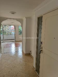 Apartamento de 3 alcobas en venta en Laureles, Medellín, 165 m² · foto 2 de 8