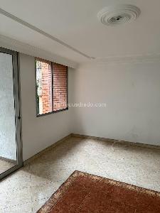 Apartamento de 3 alcobas en venta en Laureles, Medellín, 165 m² · foto 5 de 8