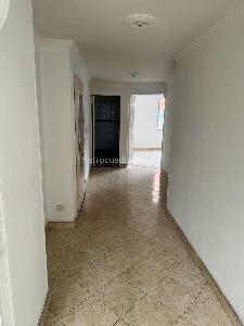 Apartamento de 3 alcobas en venta en Laureles, Medellín, 165 m² · foto 7 de 8