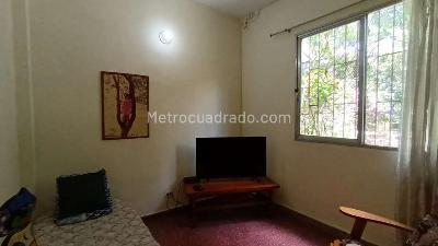Casa de 3 alcobas en venta en Santa Lucia, Medellín, 101 m² · foto 7 de 11