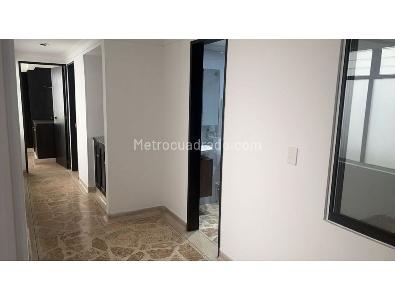 Apartamento en venta en Laureles, Medellín · foto 4 de 5