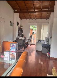 Apartamento de 3 alcobas en venta en Loma De San Julian, Medellín, 77 m² · foto 5 de 9