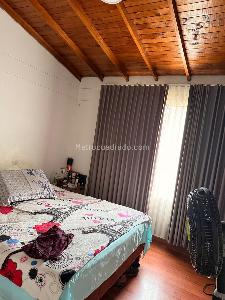 Apartamento de 3 alcobas en venta en Loma De San Julian, Medellín, 77 m² · foto 8 de 9
