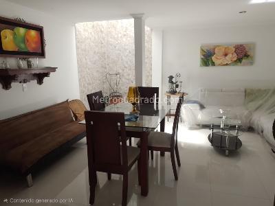 Casa de 3 alcobas en venta en Zamorano, Palmira, 83 m² · foto 2 de 9