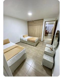 Apartamento de 3 alcobas en venta en Laureles, Medellín, 137 m² · foto 9 de 18