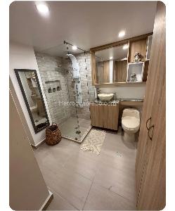 Apartamento de 3 alcobas en venta en Laureles, Medellín, 137 m² · foto 14 de 18