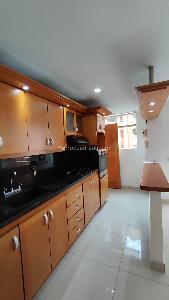 Apartamento de 3 alcobas en venta en Laureles, Medellín, 112 m² · foto 2 de 19