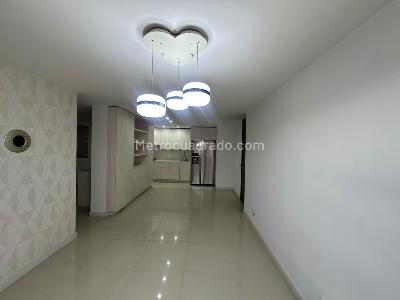 Apartamento en arriendo en Ciudad Del Rio, Medellín · foto 2 de 15