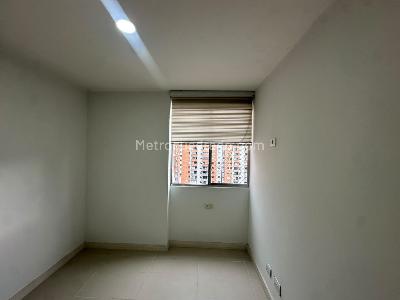Apartamento en arriendo en Ciudad Del Rio, Medellín · foto 9 de 15