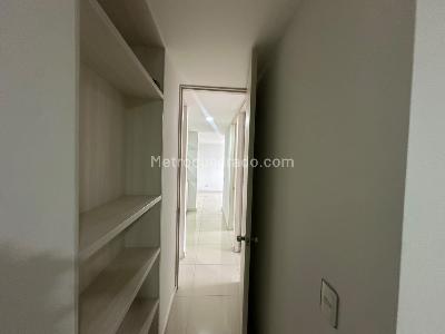 Apartamento en arriendo en Ciudad Del Rio, Medellín · foto 13 de 15