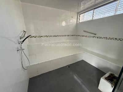 Apartamento de 3 alcobas en venta en Abadias Condominio, Floridablanca, 80 m² · foto 15 de 20
