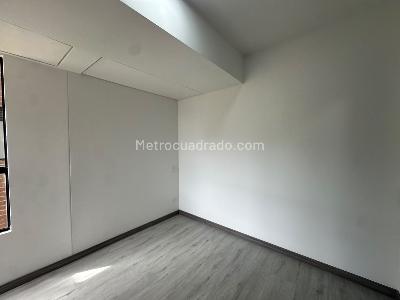 Apartamento de 3 alcobas en arriendo en Alto De Las Palmas, Medellín, 70 m² · foto 7 de 10