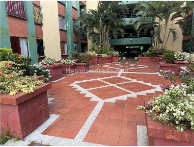 Apartamento de 3 alcobas en venta en Primero De Mayo, Cali, 62 m² · foto 13 de 17