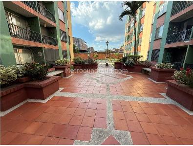 Apartamento de 3 alcobas en venta en Primero De Mayo, Cali, 62 m² · foto 14 de 17