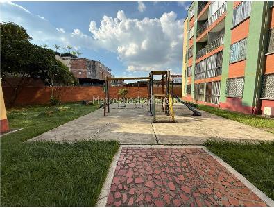Apartamento de 3 alcobas en venta en Primero De Mayo, Cali, 62 m² · foto 16 de 17
