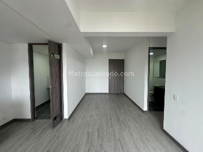 Apartamento de 3 alcobas en arriendo en Alto De Las Palmas, Medellín, 70 m² · foto 3 de 11