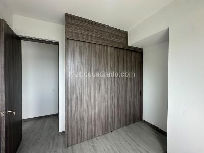 Apartamento de 3 alcobas en arriendo en Alto De Las Palmas, Medellín, 70 m² · foto 9 de 11