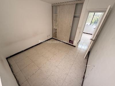 Apartamento de 3 alcobas en venta en Capri, Cali, 78 m² · foto 5 de 9
