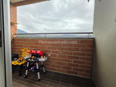 Apartamento en venta en Suramerica, Itagüí · foto 4 de 20