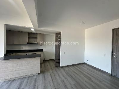 Apartamento de 2 alcobas en arriendo en Alto De Las Palmas, Medellín, 65 m² · foto 2 de 10
