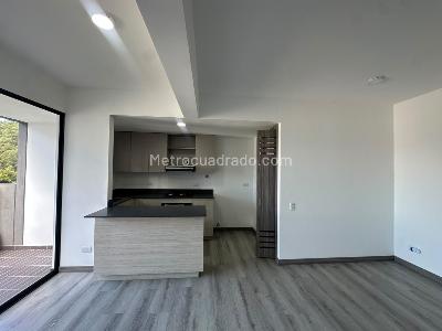 Apartamento de 2 alcobas en arriendo en Alto De Las Palmas, Medellín, 65 m² · foto 3 de 10