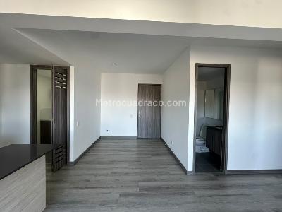 Apartamento de 2 alcobas en arriendo en Alto De Las Palmas, Medellín, 65 m² · foto 5 de 10