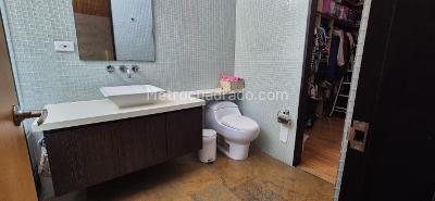 Casa de 4 alcobas en venta en San Lucas, Medellín, 345 m² · foto 14 de 20