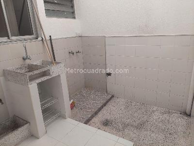 Casa de 5 alcobas en venta en Santa Monica, Medellín, 204 m² · foto 5 de 14