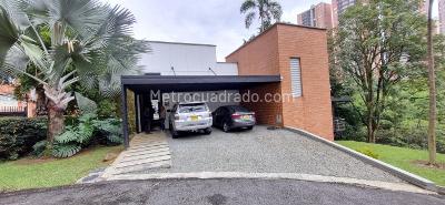 Casa de 3 alcobas en venta en San Remo, Sabaneta, 470 m² · foto 2 de 20