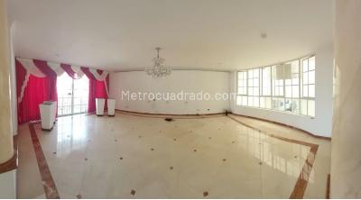 Casa de 5 alcobas en venta en El Ingenio, Cali, 750 m² · foto 3 de 15