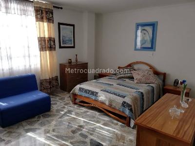 Apartamento de 3 alcobas en venta en Belen, Medellín, 138 m² · foto 12 de 20