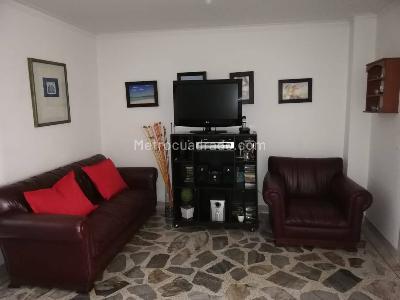 Apartamento de 3 alcobas en venta en Belen, Medellín, 138 m² · foto 3 de 20