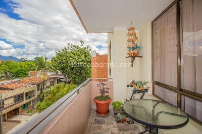 Apartamento de 3 alcobas en venta en Belen, Medellín, 138 m² · foto 4 de 20