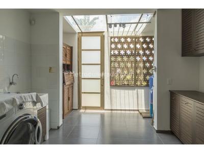 Casa de 4 alcobas en venta en Las Lomitas, Sabaneta, 570 m² · foto 11 de 20