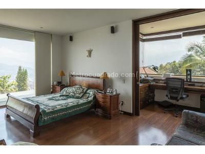 Casa de 4 alcobas en venta en Las Lomitas, Sabaneta, 570 m² · foto 13 de 20