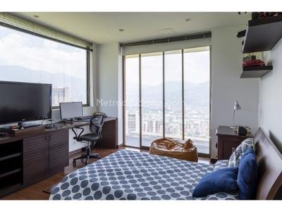 Casa de 4 alcobas en venta en Las Lomitas, Sabaneta, 570 m² · foto 17 de 20