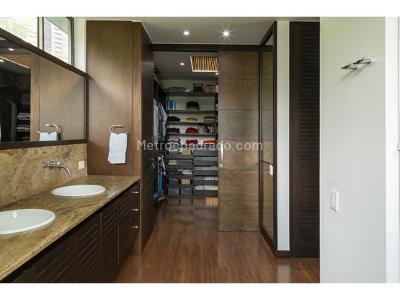 Casa de 4 alcobas en venta en Las Lomitas, Sabaneta, 570 m² · foto 8 de 20