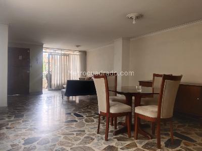 Apartamento de 3 alcobas en venta en Laureles, Medellín, 154 m² · foto 1 de 20
